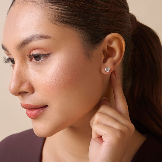 2.05 ct Cushion-Shaped Diamond Solitaire Stud Earrings 2.05 ct Cushion-Shaped Diamond Solitaire Stud Earrings - MQ