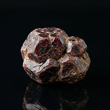 Garnet gemstone