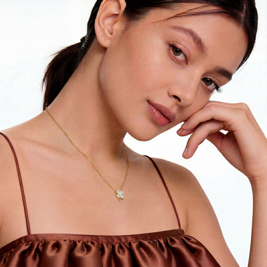 Clover Flower Pave Diamond Pendant - MQ_AI