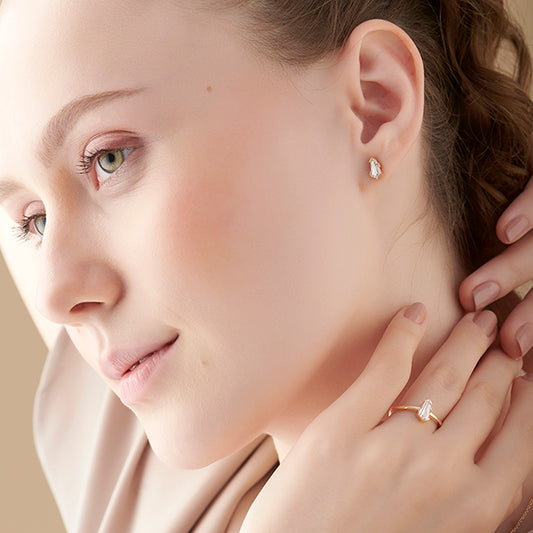 Half Bezel Set Pin Shape Solitaire Earring - MQ