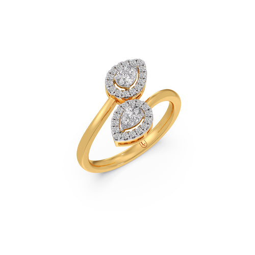 Pear and Round Diamond Toi et Moi Ring